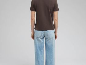 Футболка приталенного кроя из хлопка