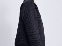 Утепленная куртка прямого силуэта