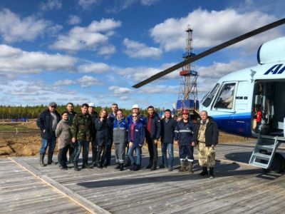 Представители органов власти и общественности Мирнинского района посетили Тас-Юряхское НГКМ