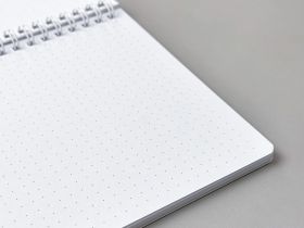 Блокнот в точку недатированный DoYourLine "Мрамор", А5, 166 страниц