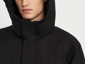 Пуховое полупальто прямого силуэта