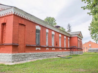 Комплекс военного городка Лужского Сергиевского артиллерийского полигона