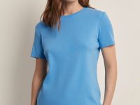 Футболка приталенного силуэта