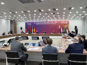 Айсен Николаев принял участие в форуме «Энергопром» в Казани