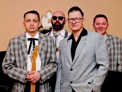 The Shakers (Glastonberry)