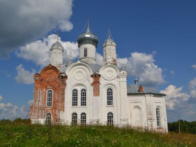 Церковь пятиглавая