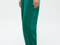 Спортивные брюки на резинке