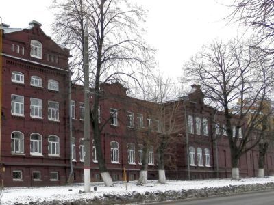 Здание ликеро-водочного завода "Чебоксарский"