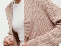 Кардиган с рельефным узором