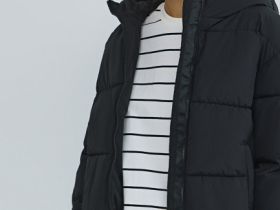 Утеплённая куртка с капюшоном, Черный