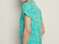 Блузка с коротким рукавом и цветочным принтом