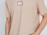 Свободная футболка с принтом