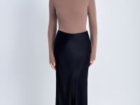 Водолазка приталенного силуэта