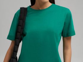 Футболка свободного кроя из джерси