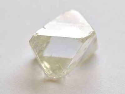 76-каратный алмаз назван в честь 300-летия СПбГУ