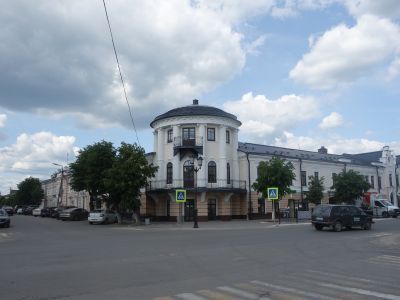 Дом и склады Салазкина (Баркова)