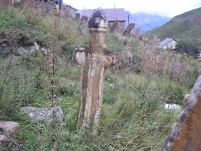 Стелы надмогильные одиночные (2 стелы)