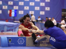 Ирина Севрюк: «Конкуренция в российском мас-рестлинге растет, поэтому прогрессируем и мы»