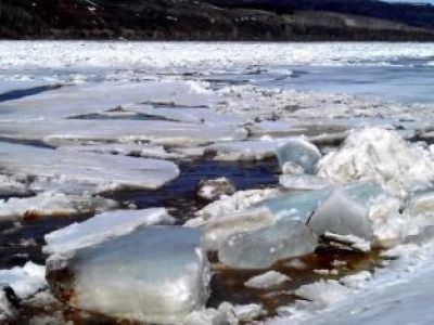 В связи с наступлением теплой погоды для предотвращения несчастных случаев с участием детей следователи напоминают жителям республики о необходимости непрерывного контроля за их поведением