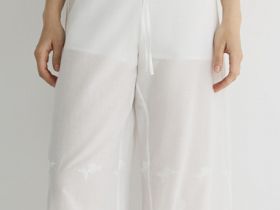 Прямые брюки на эластичном поясе с вышивкой по низу, Белый