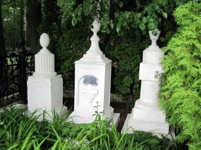 Могила Болотова Андрея Тимофеевича (1738-1833)