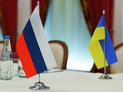 Переговоры между Москвой и Киевом приостановлены