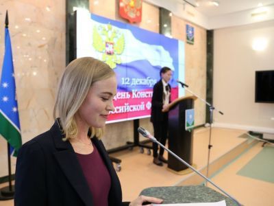 В торжественный день чествуем новых граждан