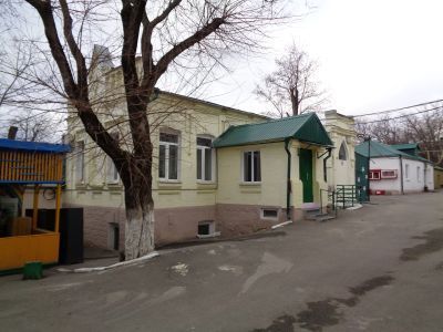 Подсобные строения (два)