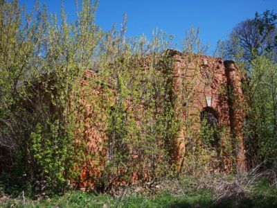 Бывшая Михайлоархангельская церковь