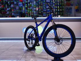 Горный велосипед Stels Adrenalin MD 27.5 V010, год 2025, цвет Синий, ростовка 18