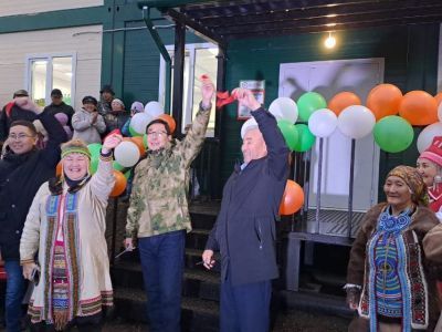 ВЭФ-2023: новый торгово-логистический центр открыли в Среднеколымском районе Якутии