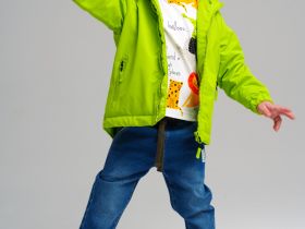 Куртка детская текстильная с полиуретановым покрытием для мальчиков (ветровка)