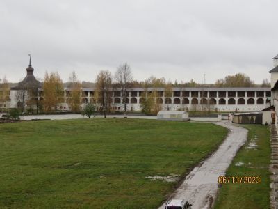 Прясло крепостной стены Нового города между Московской и Косой башнями