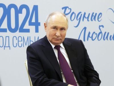 Президент России подписал указ, закрепляющий единый статус многодетной семьи