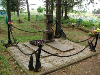 Могила горниста крейсера "Варяг" Ярославцева Ивана Федоровича