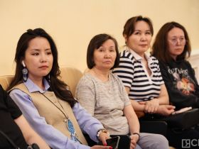 В Якутске наградили победителей конкурса «Белый мир Арктики через призму детской книги»