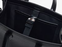 Сумка Lacoste из телячьей кожи