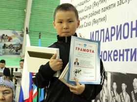 Республиканский турнир по вольной борьбе состоялся в Оленекском районе