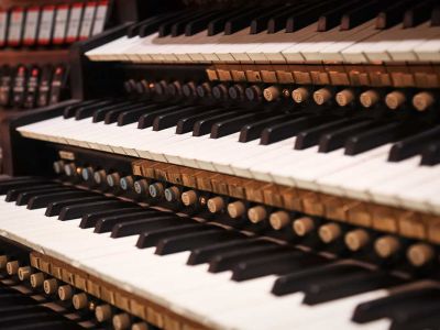 Билеты на Органные вечера в Коломенском. Джаз-трио: музыка Рождества (Театральная хоромина) / Концерт | Афиша | ИнфоТаймс