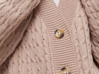 Кардиган с рельефным узором