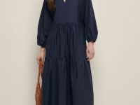 Платье из хлопка с v-образным вырезом