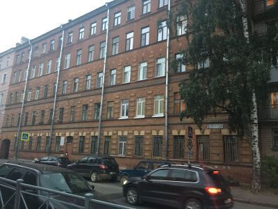 Дом, в котором в 1917 г. находилось Русское бюро Центрального комитета РСДРП(б) и состоялось совещание руководителей Военной организации Центрального комитета РСДРП(б) (кв.4)