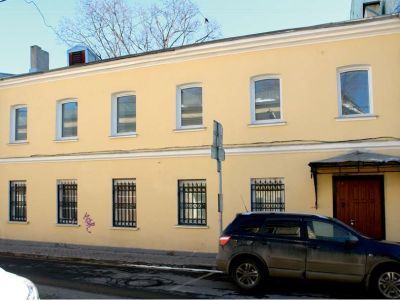 Два корпуса служб городской усадьбы (Головиных)