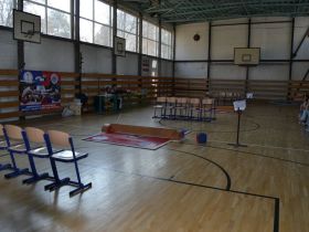 21 команда словацких школьников сразилась в мас-рестлинге