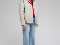 Утепленная куртка с отложным воротником