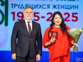 Матерям Якутии вручили госнаграды с денежным вознаграждением