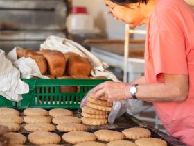 История успеха Раисы Степановой — первого пекаря Верхневилюйского района Якутии