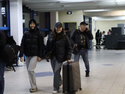 В аэропорту Якутска проводили пассажиров юбилейного рейса в Харбин