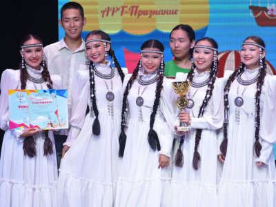 Ансамбль из села Арылах «Чэчир» завоевал гран-при в Казани