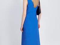 Платье с v-образным вырезом